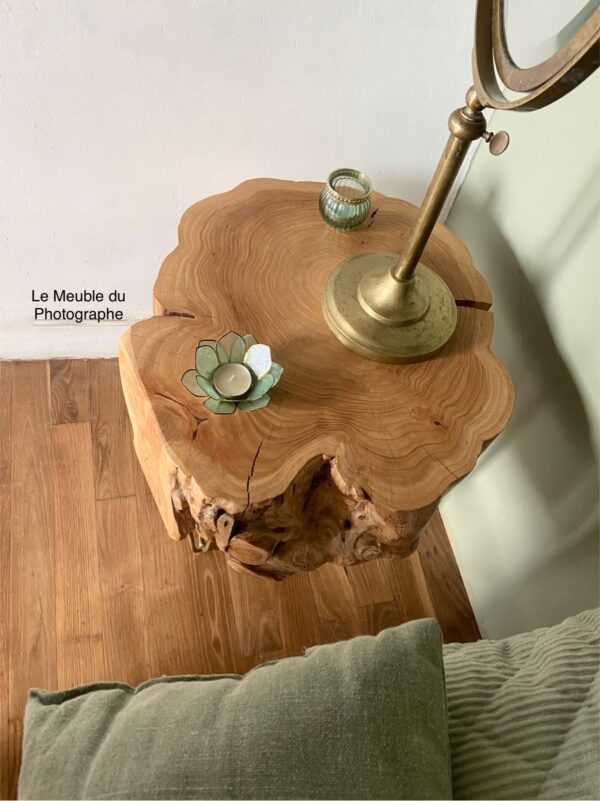 rondin de bois en chevet forme originale